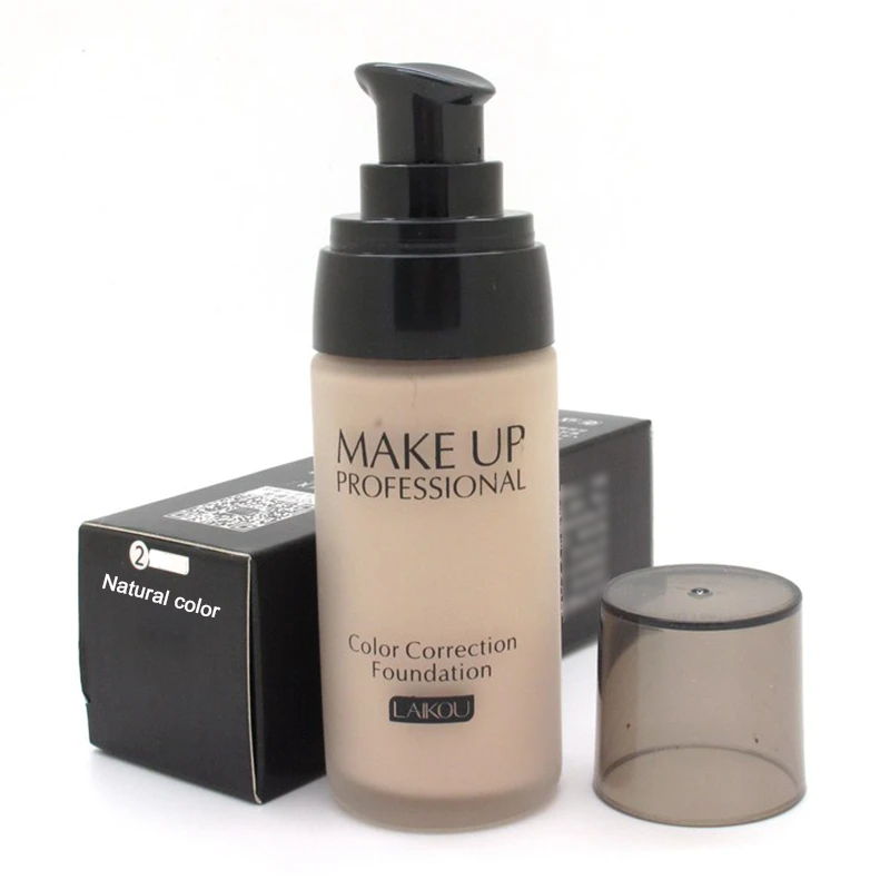 Natural makeup, concealer and moisturizing foundation